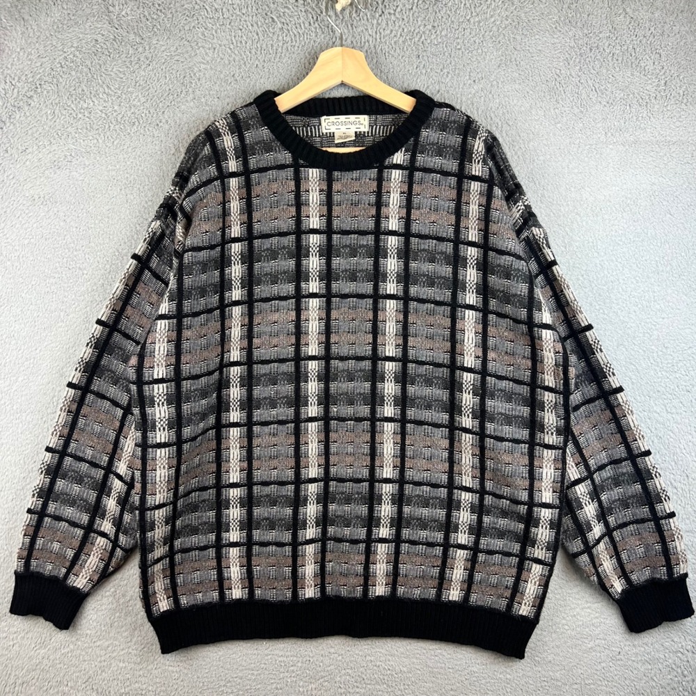 VTG Crossings Mens XL Plaid Windowpane Crewneck Sweater Black Grey Acrylic Knit